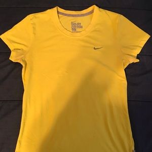 Nike Dri-fit T-shirt